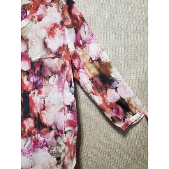 NYDJ Artsy Floral Print Pleated Back Henley Neck Tunic Size PM - Picture 2 of 5